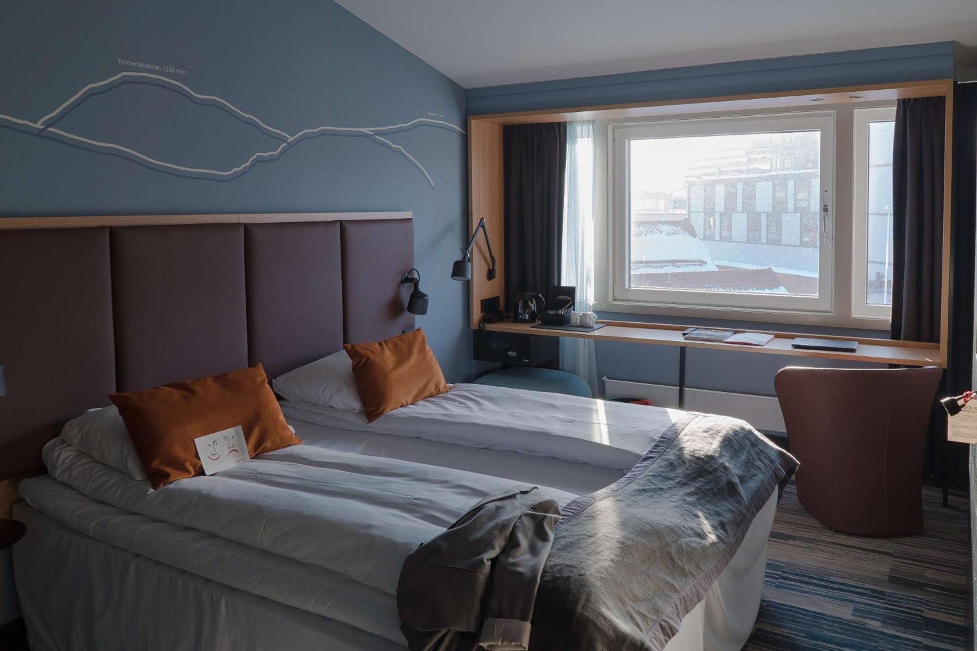 สแกนดิก อิชาฟโฮเทล Hotel ทรอมโซ ภายนอก รูปภาพ